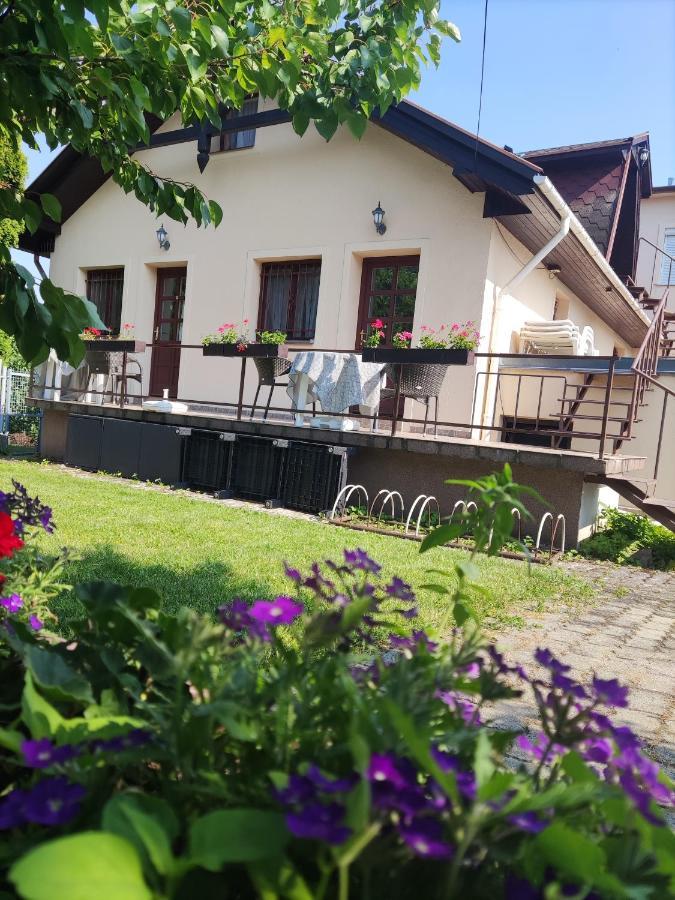Fészek Apartmanház Vonyarcvashegy Extérieur photo