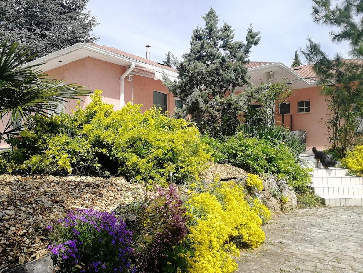 Fészek Apartmanház Vonyarcvashegy Extérieur photo