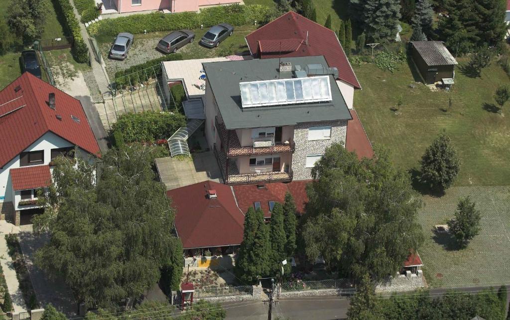 Fészek Apartmanház Vonyarcvashegy Extérieur photo